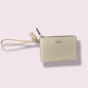 Coach wristlet, OS, Cream
